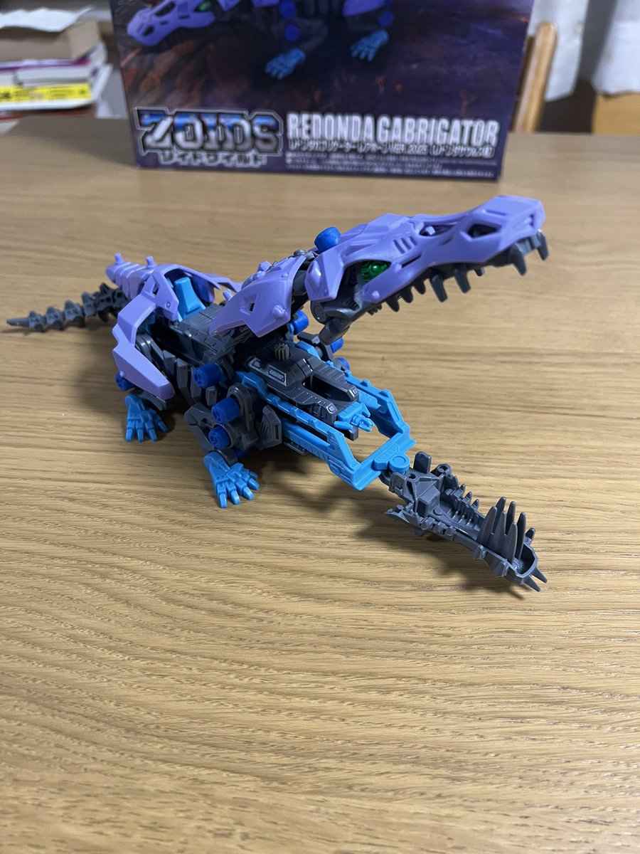 f0tE's tweet photo. 大絶滅展コラボに乗じて、ついに人生初ゾイド。格好いいが、このライダーの搭乗位置はかなりハードモード。 https://t.co/8ZHeGv6EbD