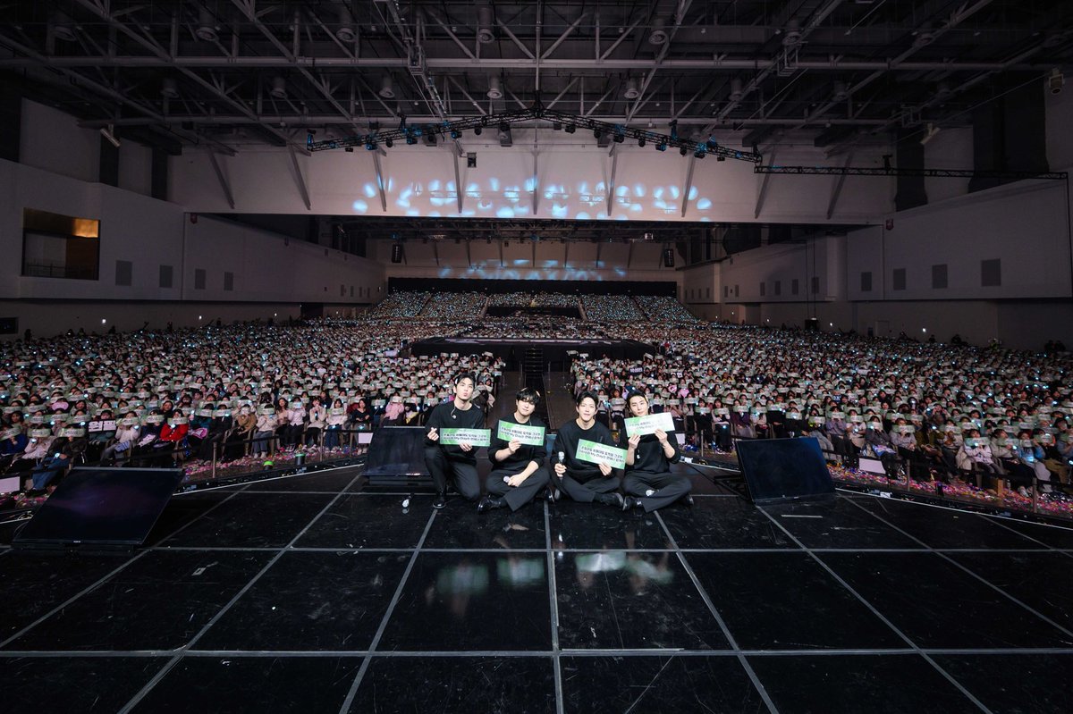 DAY6 tweet media
