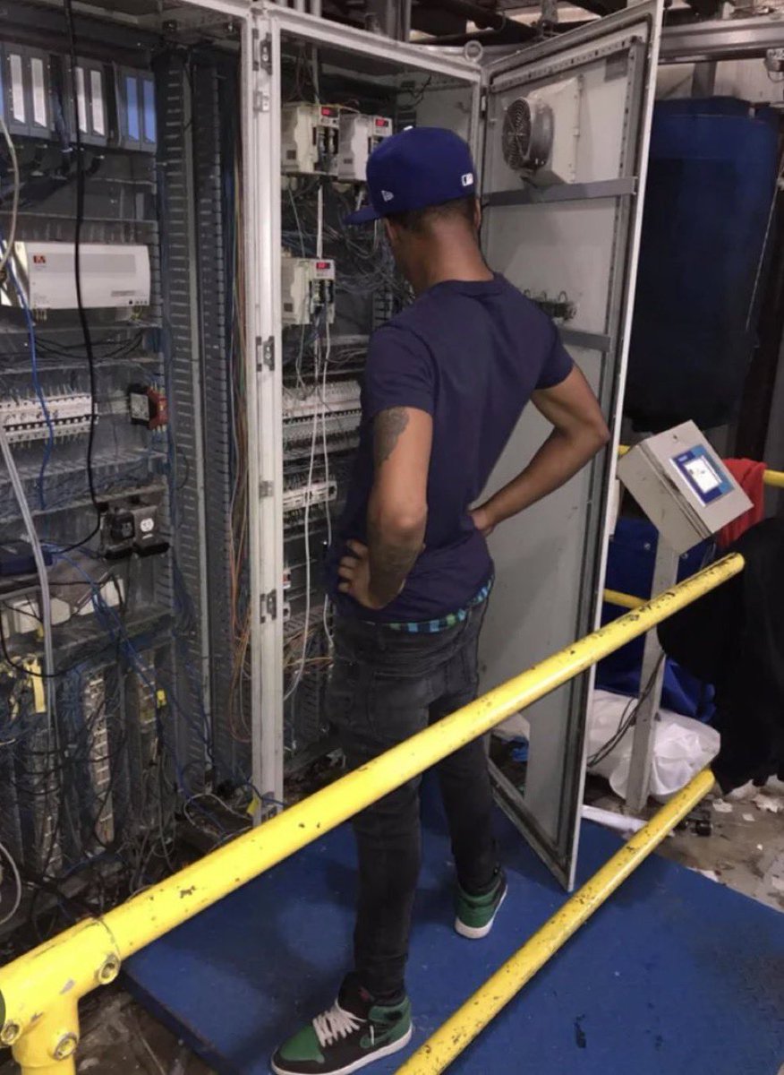 im n da lab n sht xperimenting