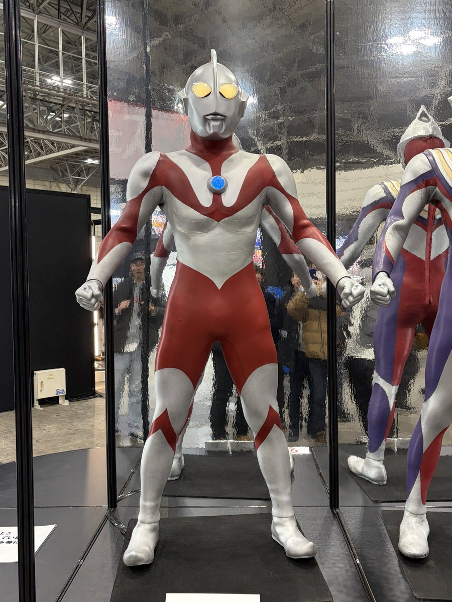 円谷プロの展示の初代ウルトラマン。 このスーツ最高ですね。これ