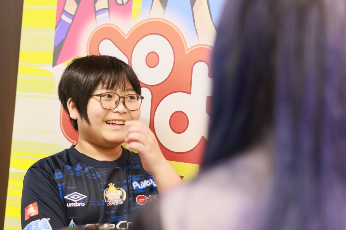 KijiLife's tweet image. GigaCrysta ぷよぷよグランプリ優勝直後のゆうき選手に聞いてみた

Q. 優勝のお祝いに今食べたいものは何ですか？

「えーいっぱい！どれも食いたい！焼肉も食いたいし、寿司も食いたいし、オムライスも食いたいし、全部食いたい！」

#SEGA #ぷよぷよ #ぷよNOW