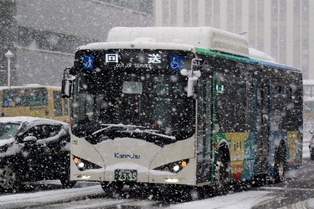 shonan_bus's tweet photo. 2026年2月8日　平塚駅北口周辺にて撮影 https://t.co/AIE1dn2vaX