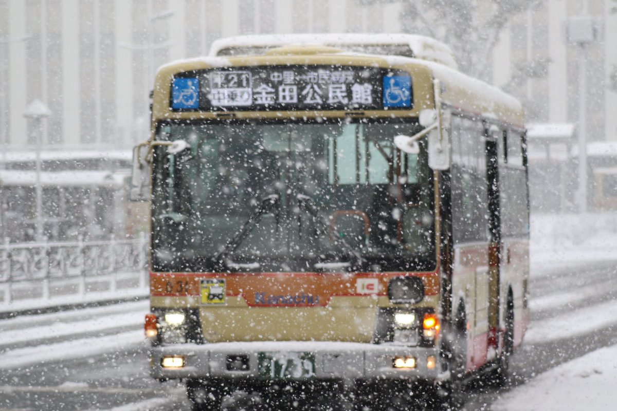 shonan_bus's tweet photo. 2026年2月8日　平塚駅北口周辺にて撮影 https://t.co/AIE1dn2vaX