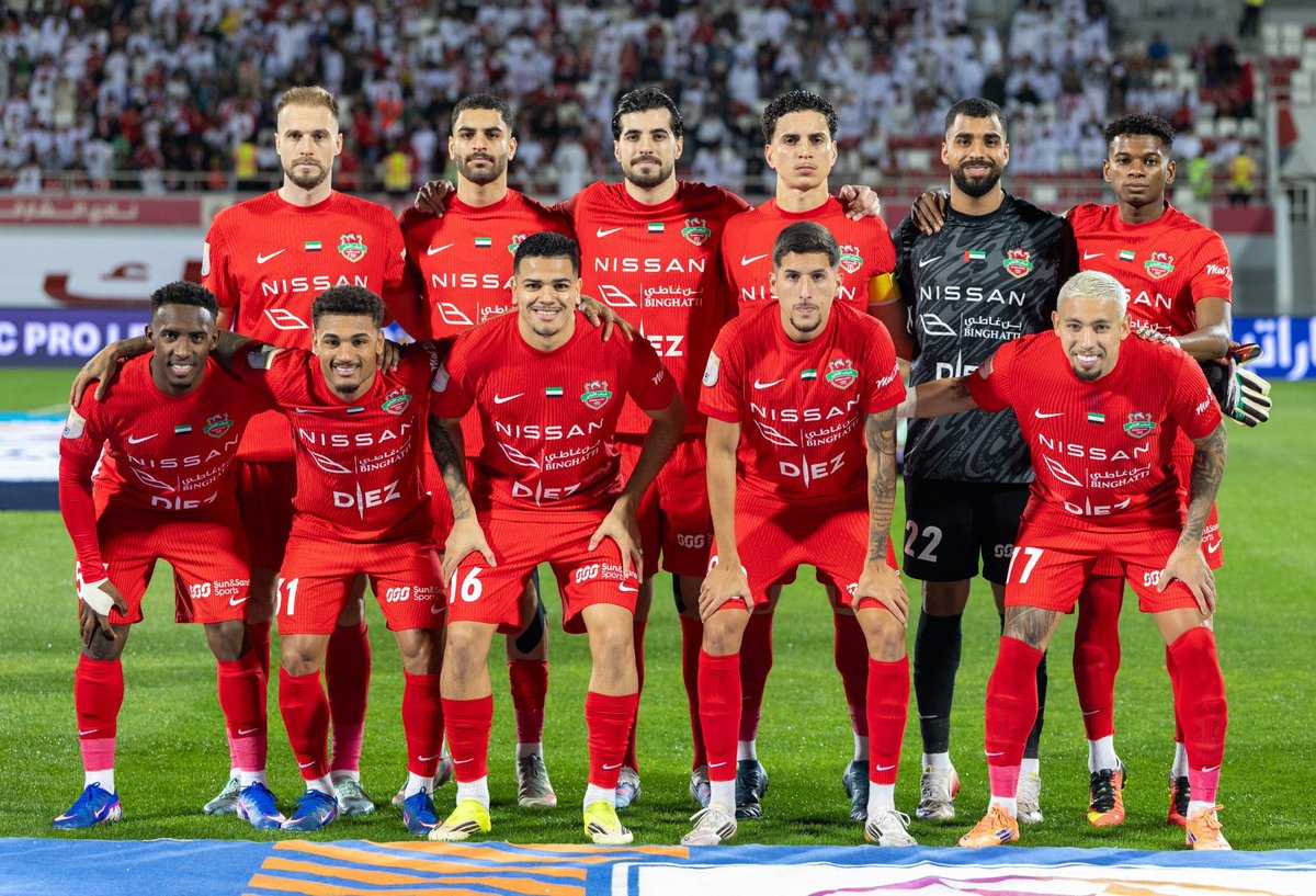 Mohdbinajil's tweet photo. قمة خليجية كبيرة تنتظرنا يوم غد أمام الهلال في ستاد راشد ، المعنويات مرتفعه و الثقة كبيرة في تقديم مباراة تليق بالأهلي و تاريخه الكبير ، الحضور الكبير و دعم الفريق واجب على كل مشجع..

حضورنا الكبير يوم غد مهم جداً لأعطاء اللاعبين الدعم الكافِ لتقديم مباراة مميزة👌

هيا بنا يا عشاق الاهلي العظيم❤️