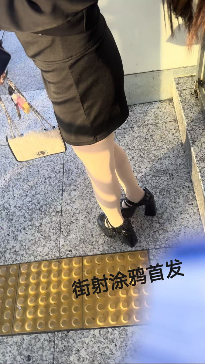 街射涂鸦首发之王 tweet media