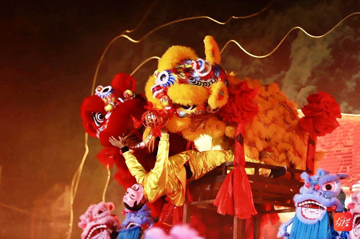 Just finished binging the new season of [综艺名]—the dance break CHILLS. Who’s your favorite contestant  #VibeWithTheVibes #MustWatch