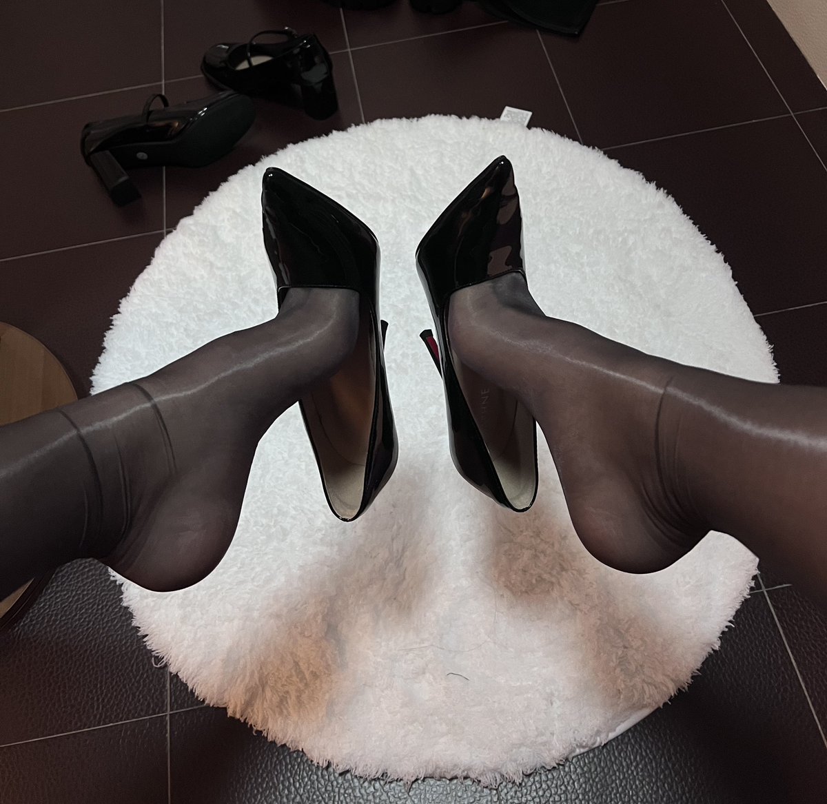 想射在里面吗♡
#男娘雌堕 #伪娘 #伪娘肉便器