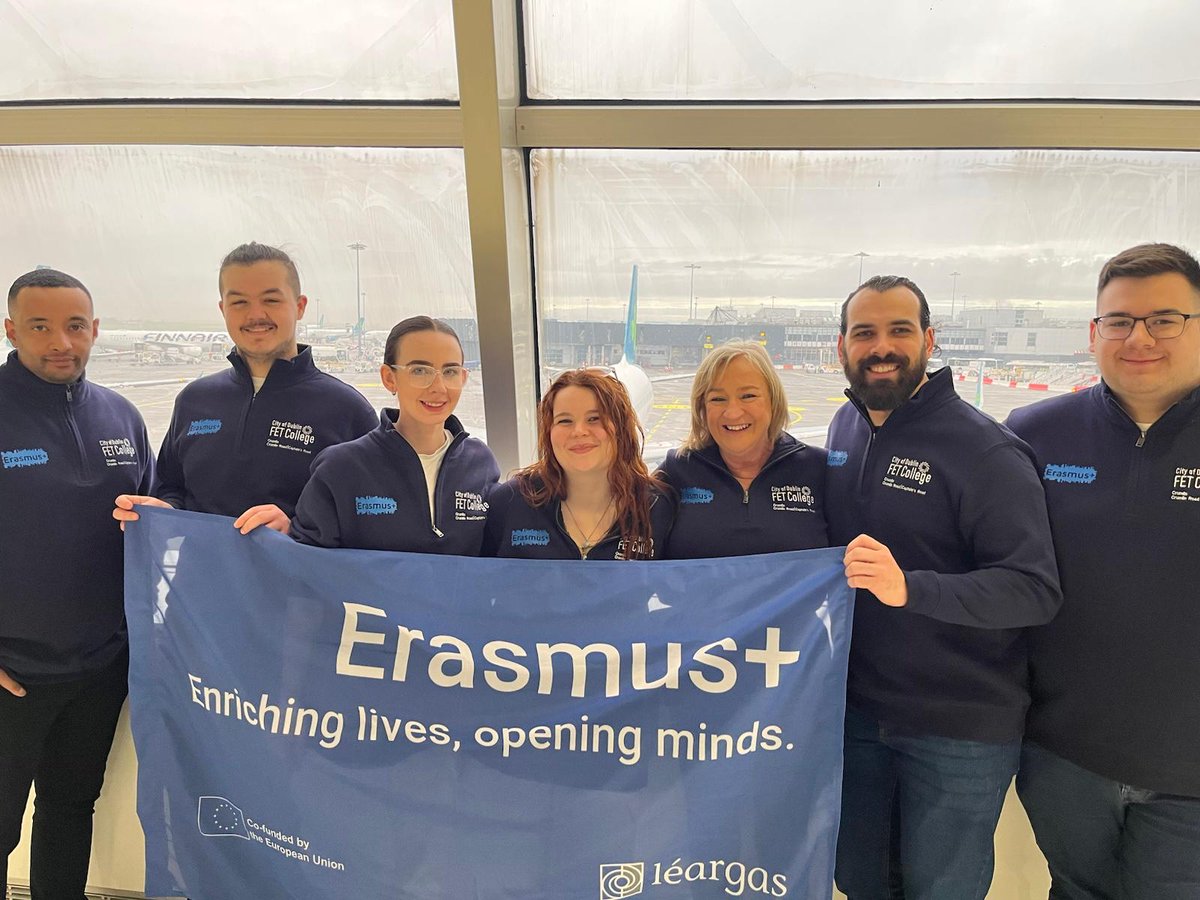 Crumlin College tweet media