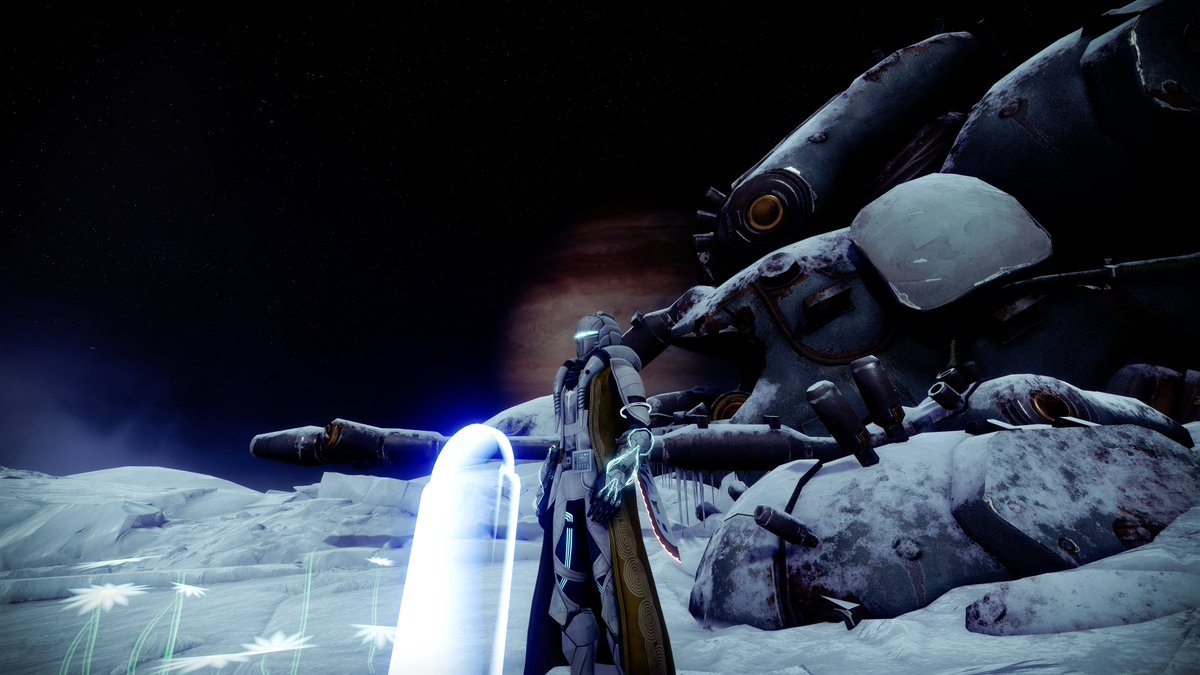 CounterPhilipp's tweet photo. Here is my attempt at a Renegates and Europe based set, turning my Warlock into a nomad icy dune traveler who would probably sell shady timealtering stuff to the Tharsis Reformation.

Bungie ID: Philipp_Counter#1839
#DestinyTheGame #TharsisThreads
@A_dmg04 @Bungie @DestinyTheGame https://t.co/HkaVzfu0jY