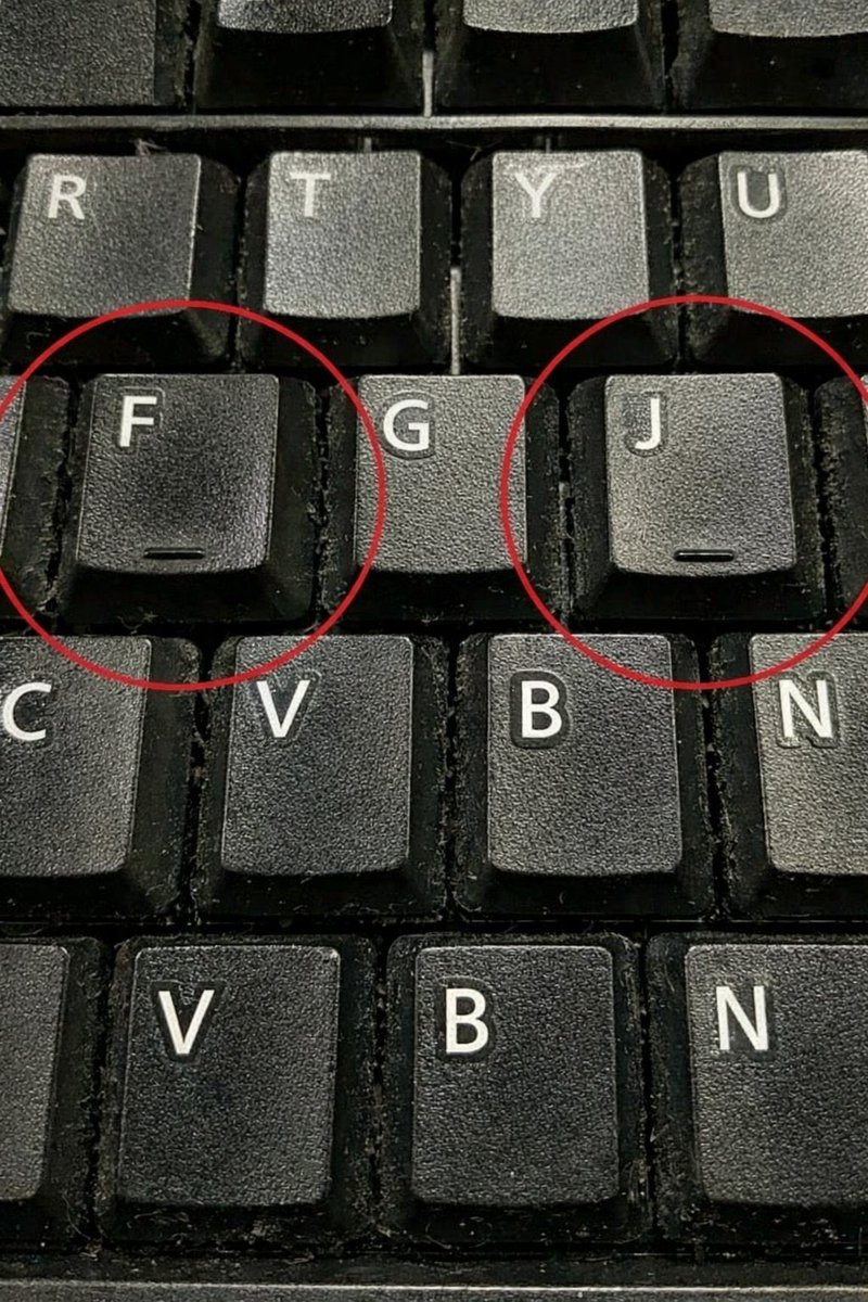 elbourkiny74_'s tweet image. كم كان عمرك يوم عرفت وش فايدة هالخطوط ؟