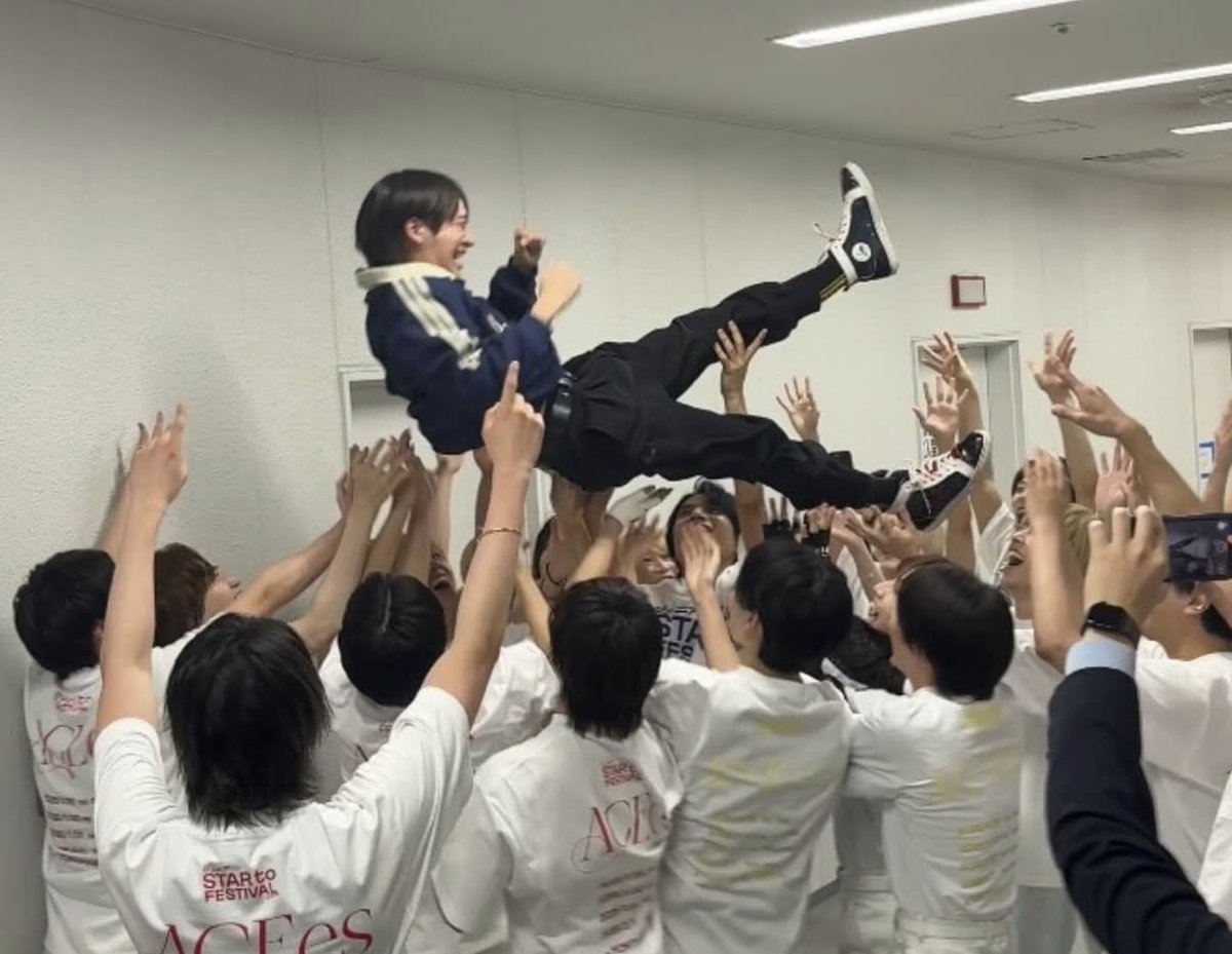 sk09_30's tweet photo. 藤井ちゃん、、こんなん泣かない奴居ないだろう😭😭😭😭😭 https://t.co/JEow1XUird