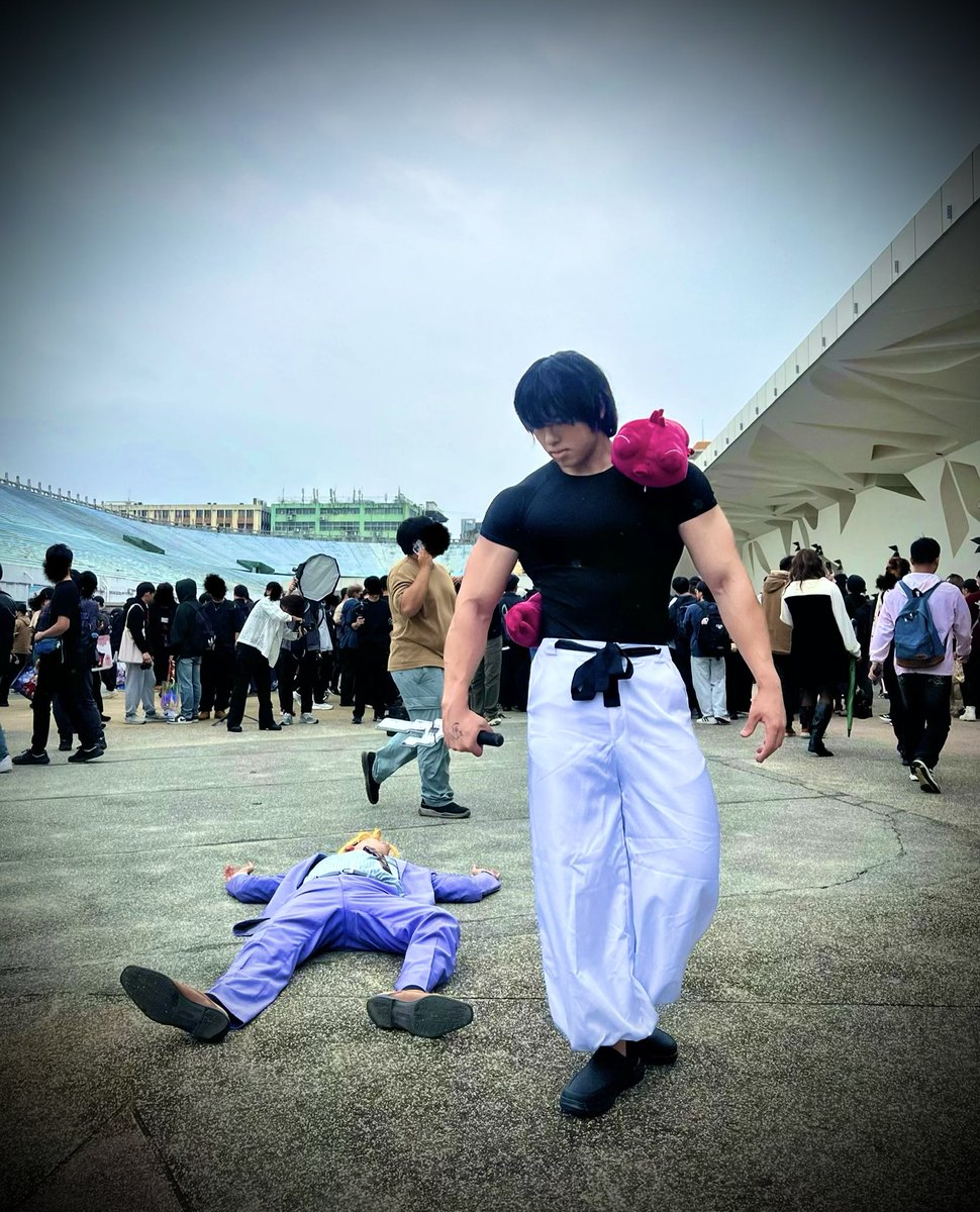 幽波紋使いvs天与の暴君

#FF46