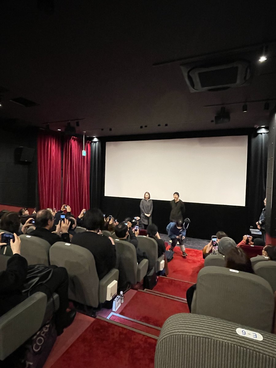 午後に雪が止んだので神保町のシネマリスで浅野忠信特集へ