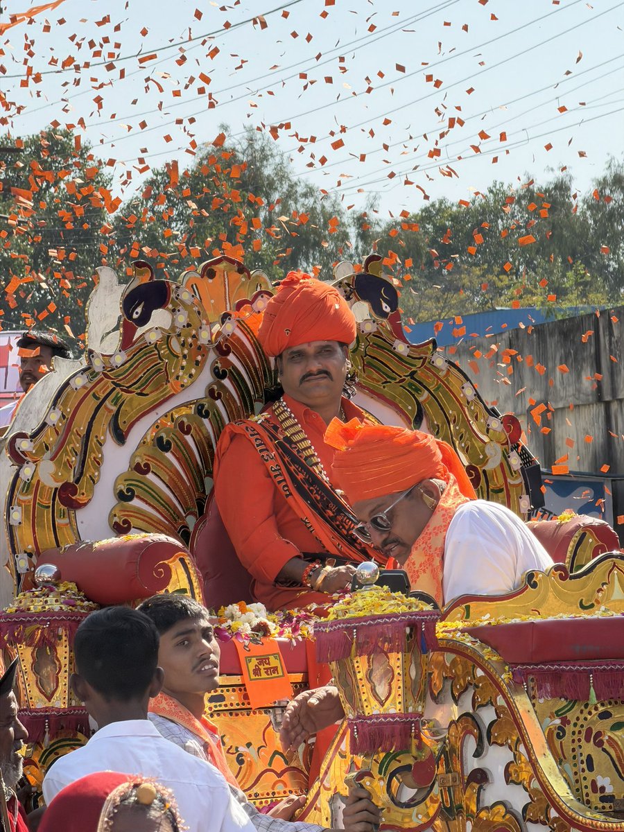 M_Suresh_Das_'s tweet photo. आज 📍अजमेर में विराट हिन्दू सम्मेलन में सम्मिलित हुए 
#shree_sawaibhoj_mahant_suresh_das_1008 https://t.co/WsES7q6TKJ
