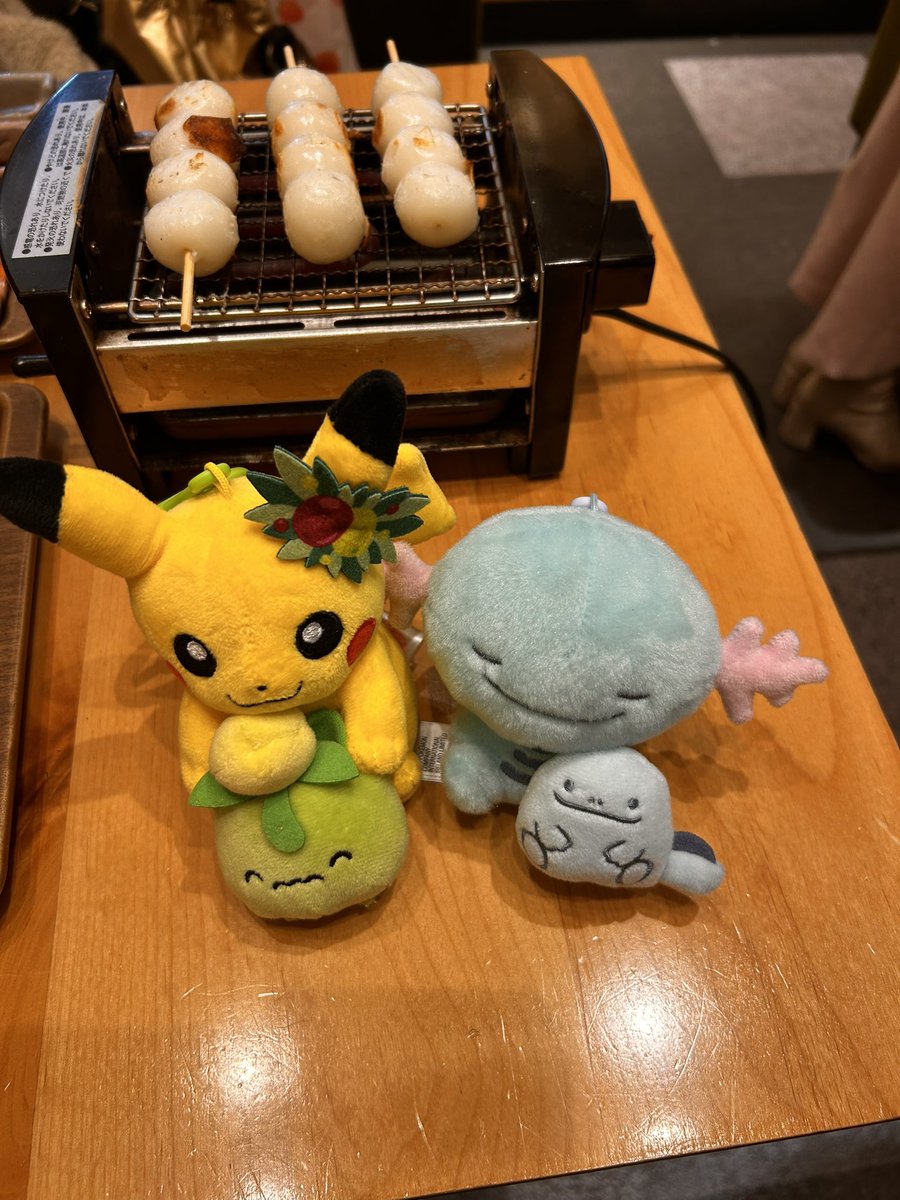 こんばんは🌃
ポケモンGOにて！！
キラ交換ありがとうございました☺️お話してるとあっという間に時間が過ぎますね💕︎
ポケパーク健闘を祈ります(˙𐃷˙)

フレンド様へ
私の目はコレクレーやメルタンなど小さいポケモンはもう見れません😭
もし博士に送るほど余っていたら私と交換してくれませんか？