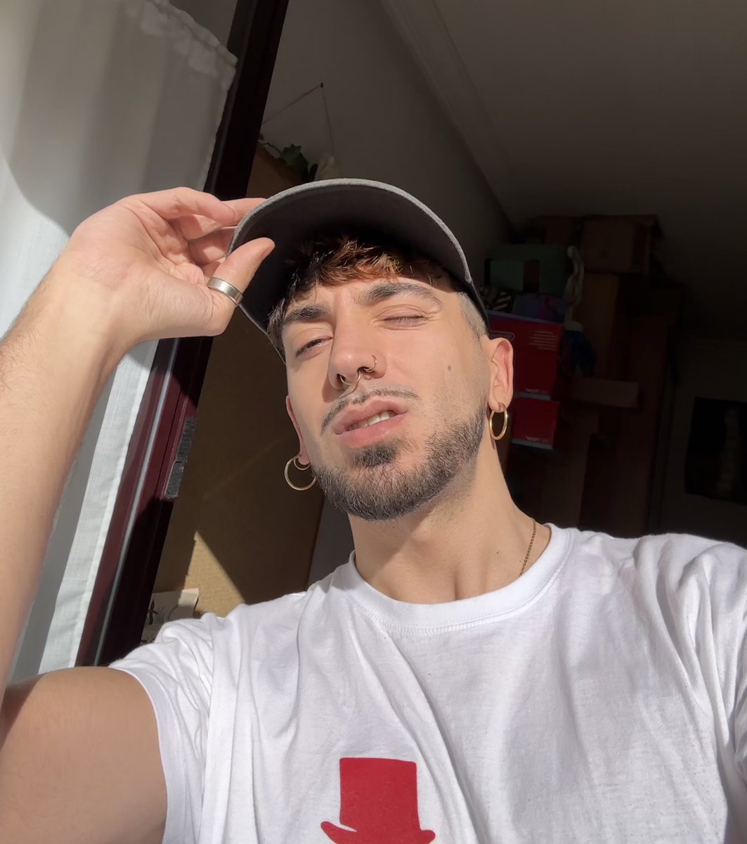 buenos días y ahaá☀️