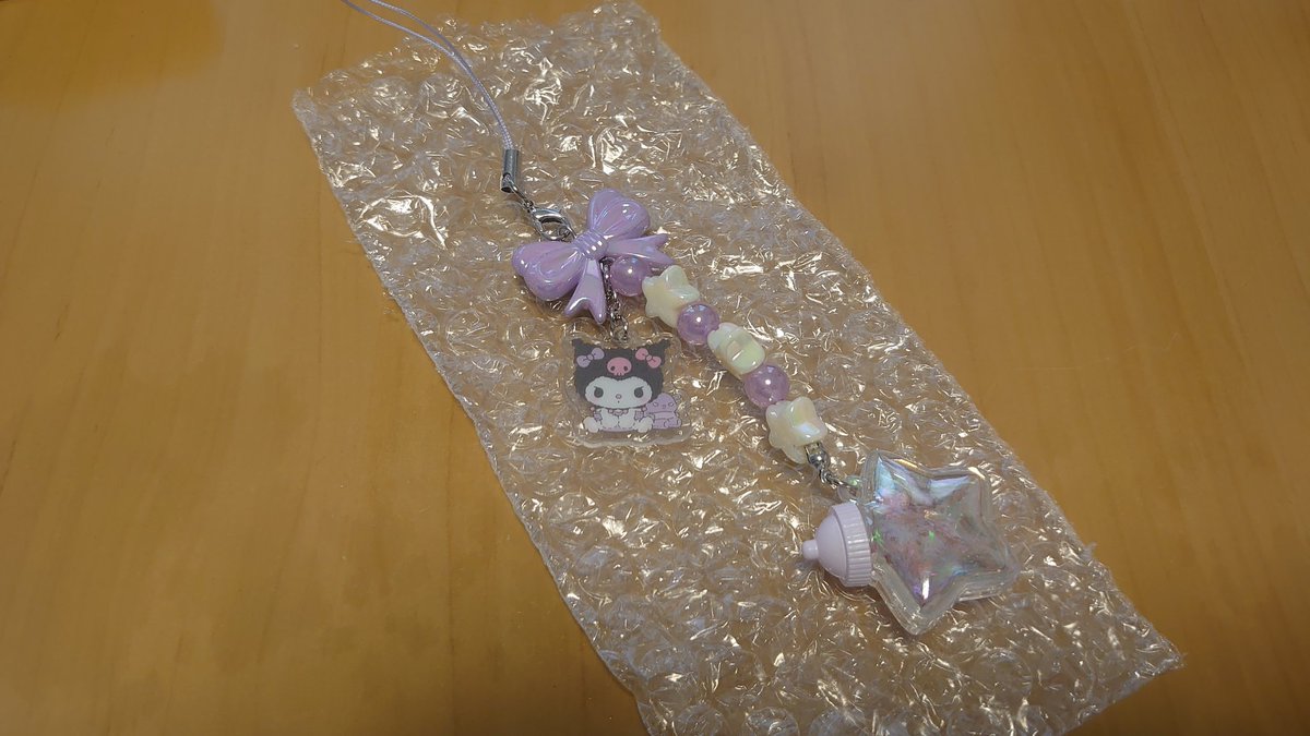 月の裏垢。 tweet media