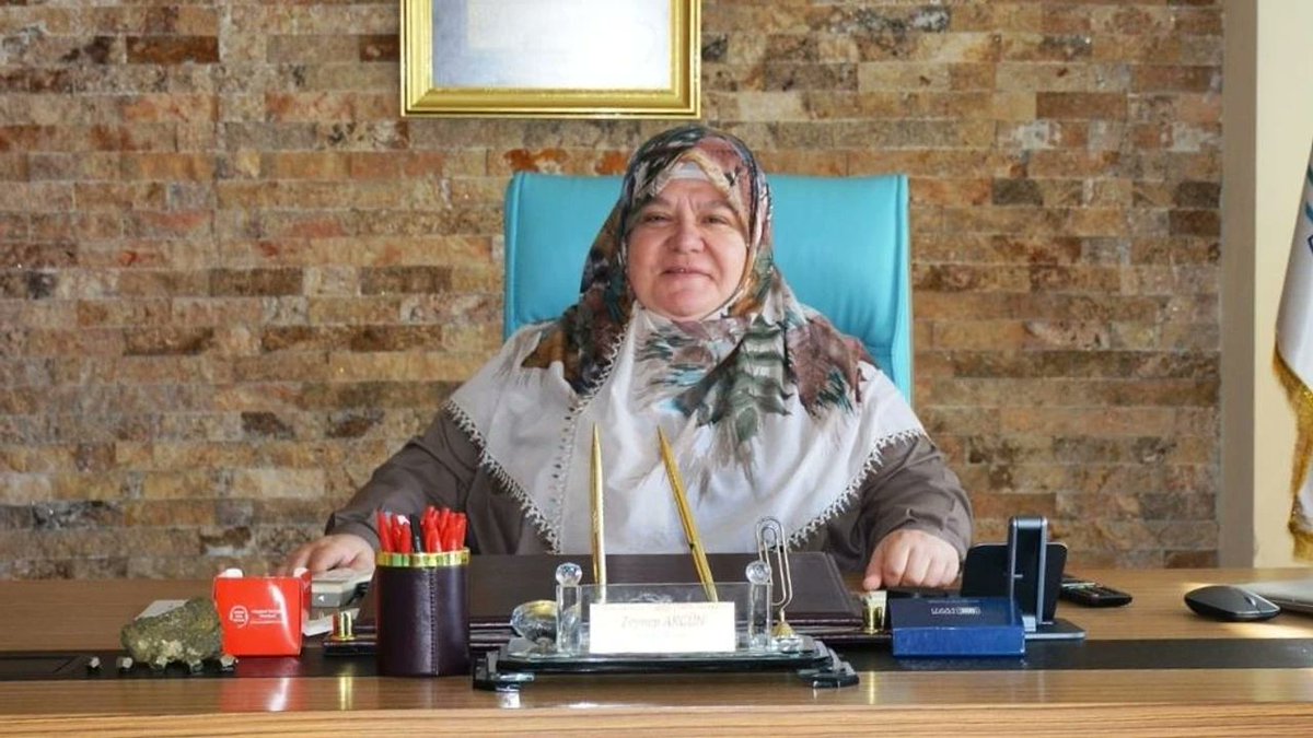 EskHaberler's tweet image. Mihalgazi Belediye Başkanı Aleyhine Yapılan Paylaşım İçin Başsavcılık Harekete Geçti eskisehirdenhaberler.com/haber/mihalgaz… #Mihalgazi Belediyesi #Soruşturma #Sosyal Medya #Halkı Kin ve Düşmanlığa Tahrik #Eskişehir Cumhuriyet Başsavcılığı #MEKorkmazTR #Belediye Başkanı #İfade özgürlüğü