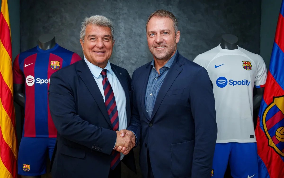 Hoy se está publicando que si Laporta no gana las elecciones, Hansi Flick podría dimitir a final de temporada, pero que está dispuesto a renovar y ampliar su contrato más allá de 2027 si finalmente continúa como presidente.

Acaban de destruir cualquier opción de la oposición.