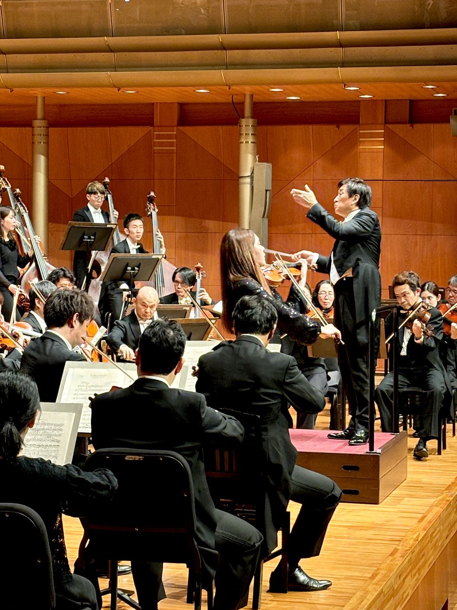 RyosukeSuho's tweet photo. 本日は宮崎メディキット県民文化センターにて日本フィル九州公演の2公演目が終演しました!!💪🏻��️‍🔥🎻昨日よりオケの皆様と音楽で会話できたように感じます🥰
毎日たくさんのことを吸収して少しずつ進化していきたいと思います!!
宮崎の実行委員会の方々にも感謝です🫶🏻
ご来場ありがとうございました☺️ https://t.co/9TxITf4jxa