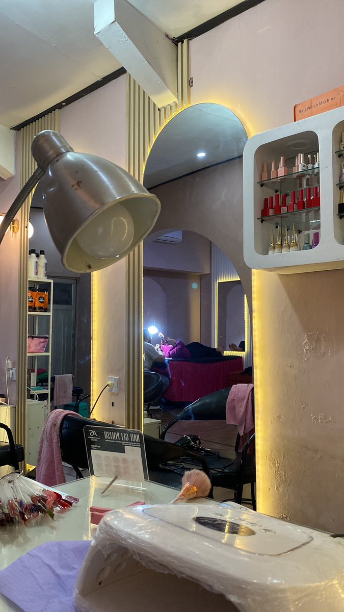 hanvtsr's tweet photo. 💅🧖‍♀️ https://t.co/5PdKzOcAPL