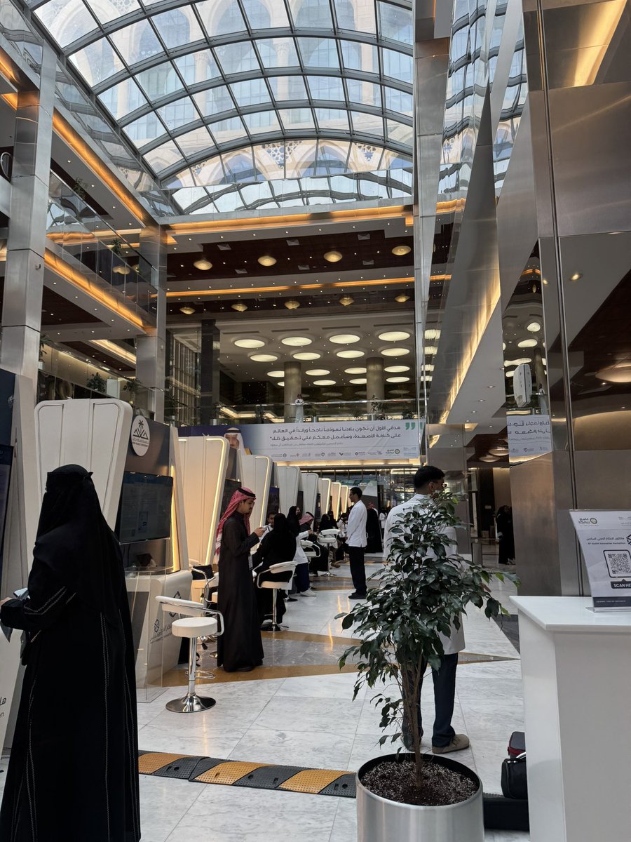 daltemyatt's tweet photo. من كاساو تنطلق الأفكار💚
نحو غدٍ أكثر صحة وابتكارًا

#KSAU_Hackathon_2026 
#نبتكر_لصحة_وطن https://t.co/Zdl1uyw9v5