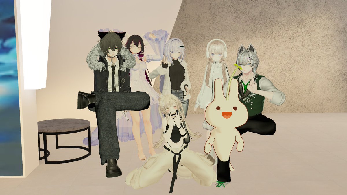 みみみこ tweet media