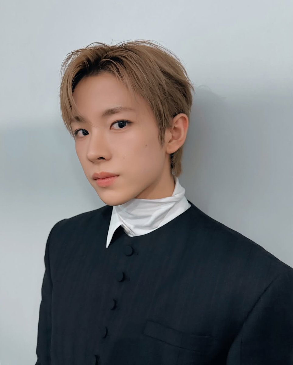 Being calm is a flex.
It means you don’t need to be loud to be powerful💥