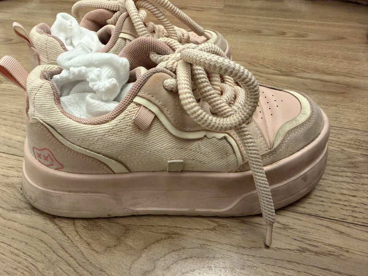 草莓🍓重口原味(爱跑步可邮寄国外) tweet media