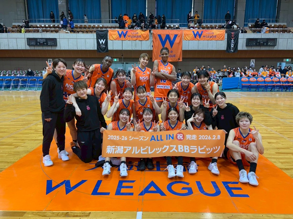 nabb_rabbits's tweet photo. 【試合結果】
2月8日（日）
【大樹生命Ｗリーグ2025-26レギュラーシーズン】
新潟-姫路
74-61
東ヘッドコーチ、オモカロマリアンアブドゥルカリーム選手、金沢みどり選手、森田真衣選手のコメントを掲載いたしました📝
詳細はホームページからご覧ください🙏

https://t.co/26SmXJrKxV

#wリーグ https://t.co/WKliDZhJ8c