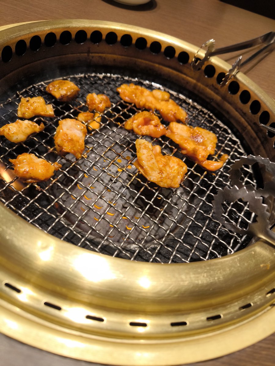 kami_el_3rd's tweet photo. 2月8日はいい肉の日なので https://t.co/AOlxrPMniP