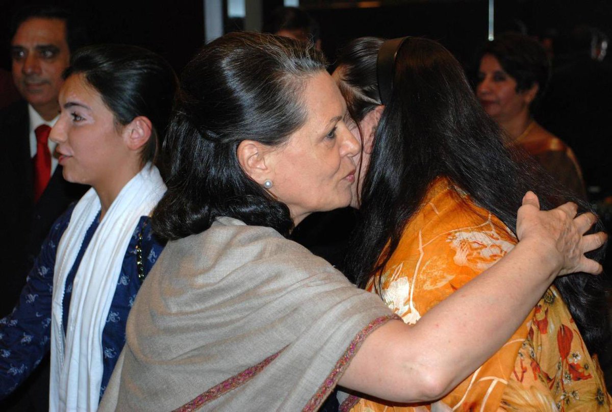 > These images show the Gandhi family meeting the Bhutto family of Pakistan.

> The meeting took place in China.

> Date of the meeting: 8 August 2008.

> Bhutto family’s Pakistan Peoples Party (PPP) was in power at that time.

> 3 months after this meeting, the 26/11 Mumbai