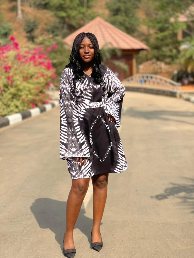 prestige_lar's tweet photo. I just launched my clothing line yesterday 
He should send in customers that my clothes will be so beautiful and elegant on😌😌☺️
Thank you as your prayer is answered
09023981444 https://t.co/niD0wWCstW