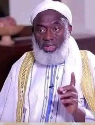 Biggest Mack tweet media