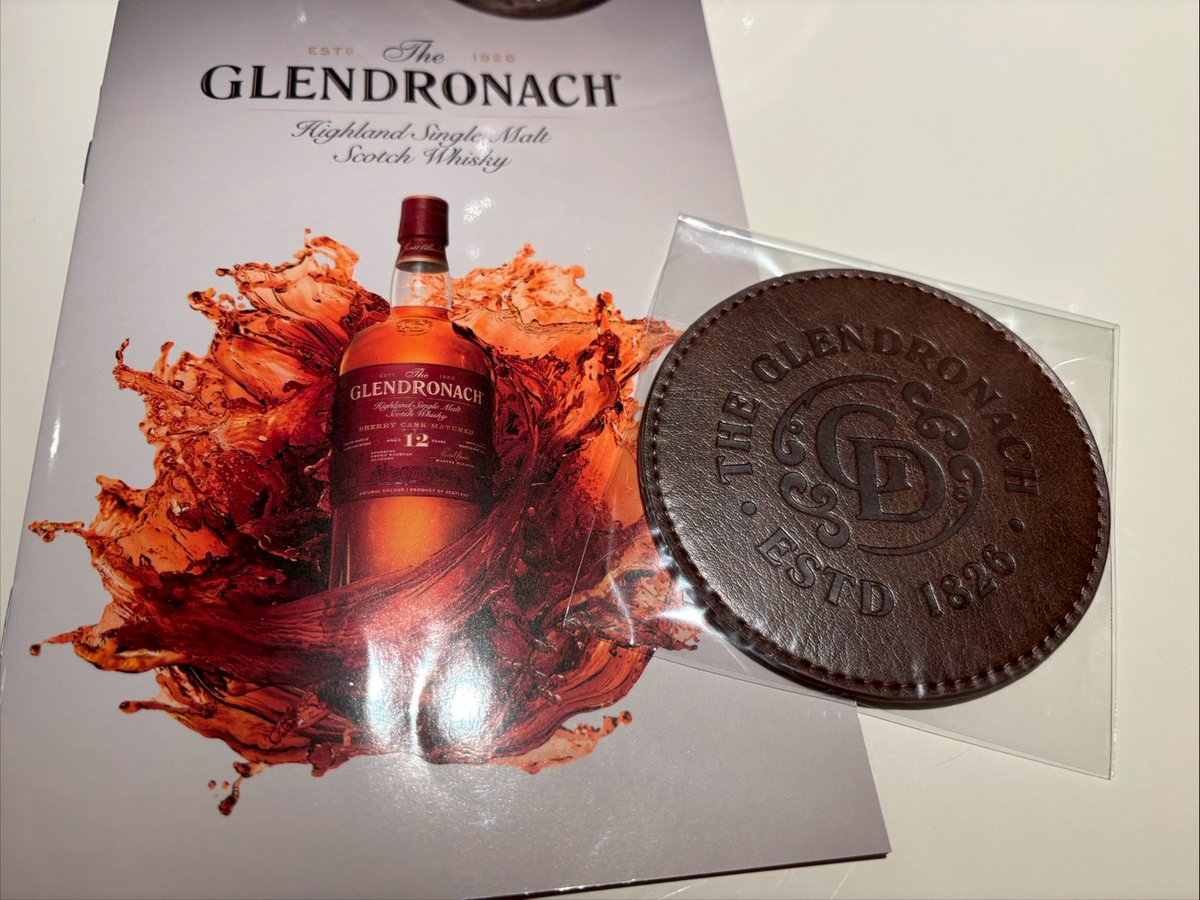 yamatohighball's tweet photo. グレンドロナックのイベント「The First Sip」に行ってきたよ〜🥃
1,000円でグレンドロナック12年15年18年の試飲ついてくるのすごすぎる!
シェリー樽系のボトル欲しくなっちゃった😋
コースターも貰った!
#グレンドロナック #TheFirstSip #ウイスキーイベント https://t.co/2Y8XbQjUay