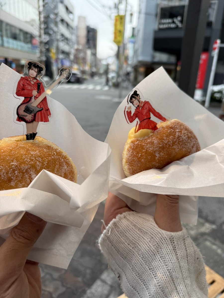 icon終了後、渋谷に移動する前にチョットつまみ食い…

#icontinew
<a href="/AYA_icontinew/">icontinew AYA</a>