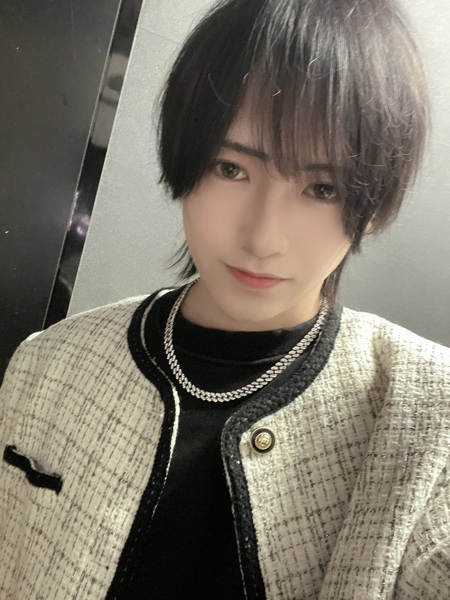 place_yoru's tweet photo. 継続すればXからでも初回が来てくれることを証明したいので初回指名をよこせください。

 #ミナミ  #ホスト  #初回  #歌舞伎町 https://t.co/spxz1o1u7L