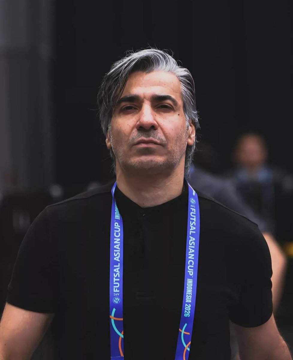 مثل آقا وحید شمسایی با اصالت و وطن پرست باشید.