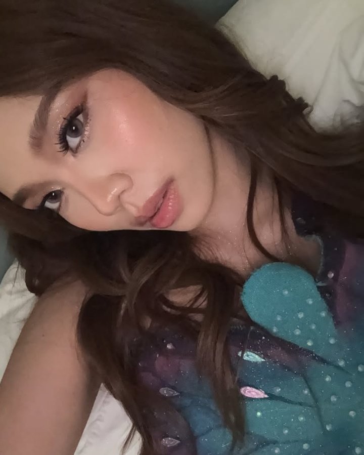 can we all agree na magkamukha colcey sa angle na yan??? 😩😩