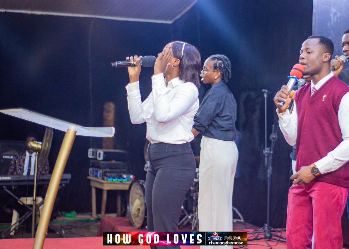 RhemaOgbomoso's tweet photo. Great is Your love for me
Great is Your mercy
Great is Your grace
Always covering me
So undeserving
You still look out for me
Great is Your love
Always covering me
#Choirministrations
#HowGodLoves
#Sundayservice
#Rhemaogbomoso https://t.co/IP44dfnzTB
