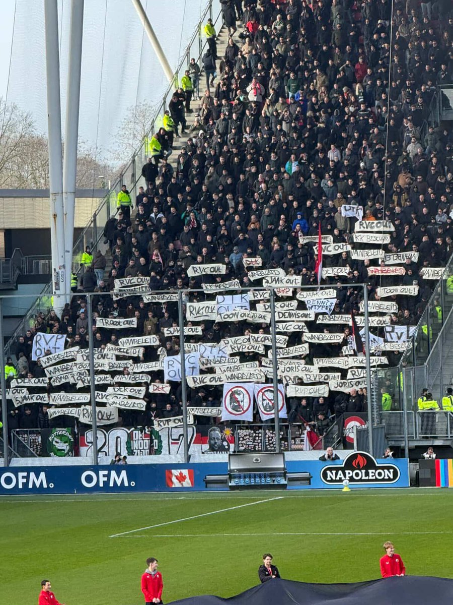 Voetbal Ultras tweet media