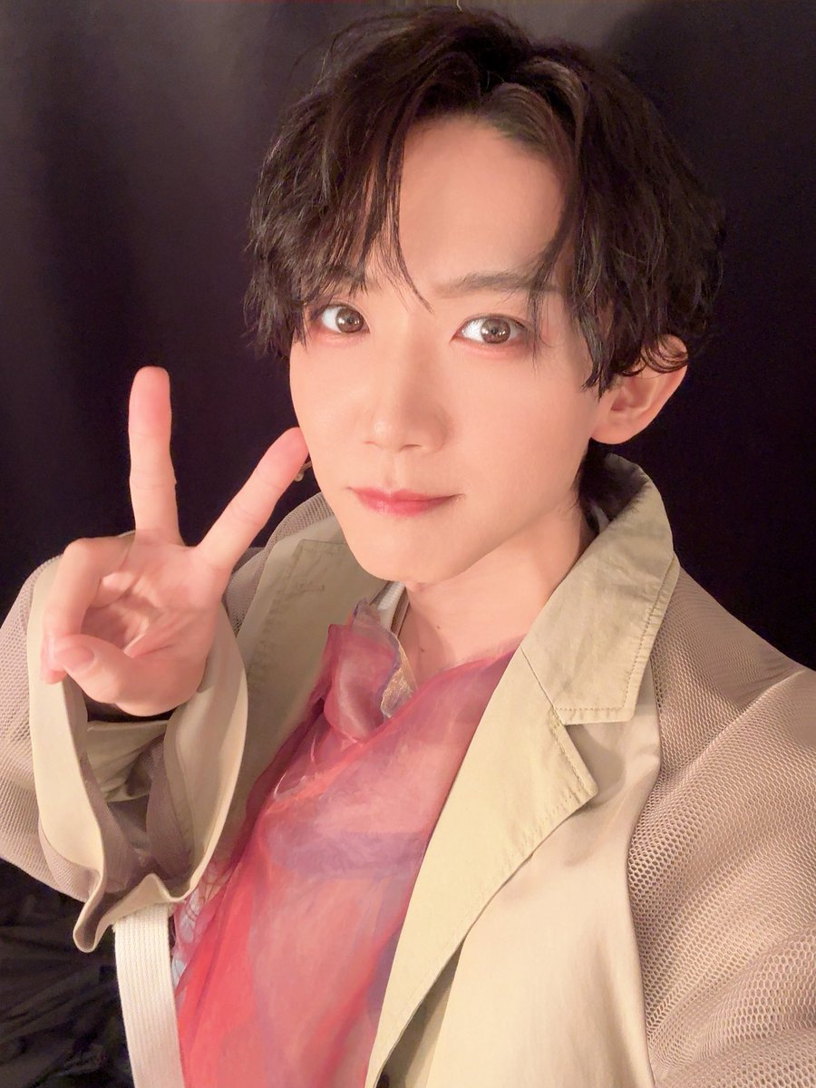 音楽朗読劇「夜明けの空を君に」

千秋楽、ありがとうございました！
プロデューサー2人の愛で溢れる作品、演じさせていただけて本当に幸せでした。
次回は、仁も一緒に。

#HKプロデュース