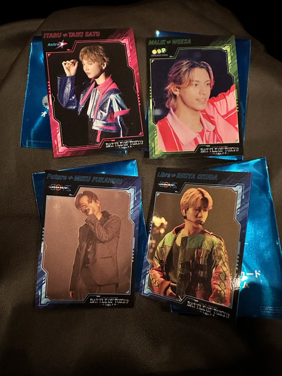 BOTの映画の入場特典、長谷川慎と交換できる方いたら声掛けてください