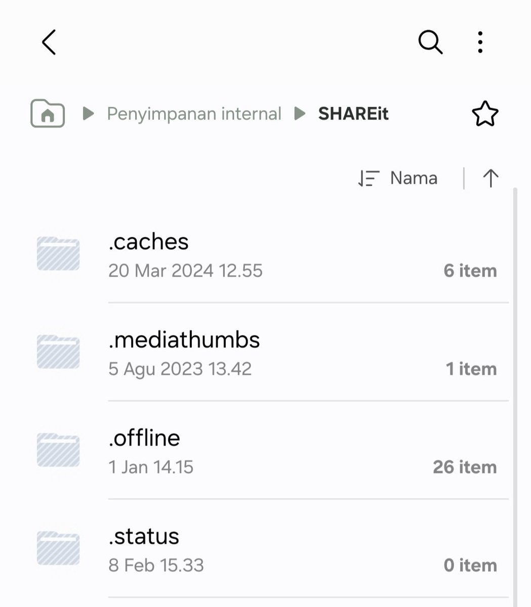 panseuu's tweet photo. Tapi kalo dari menu itu ga bisa langsung dihapus, jadi kalian bisa klik salah satu file, terus buka app file saya nah terus klik file yg bru klian buka tadi, trus kalian cek rincian dimana file itu kesimpen.

Klo sender kesimpen di file SHAREit terus .status https://t.co/NfsROvWsMs