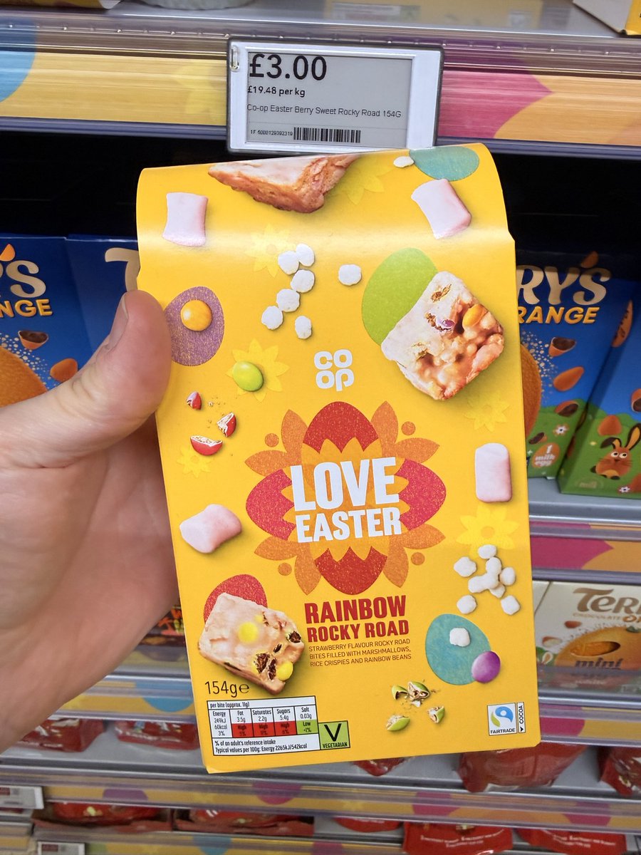 All_Things_New_'s tweet image. Easter Finds! 🐣 At Co-op @coopuk #easter #cupcakes #rockyroad #brownies #wellthisisnew