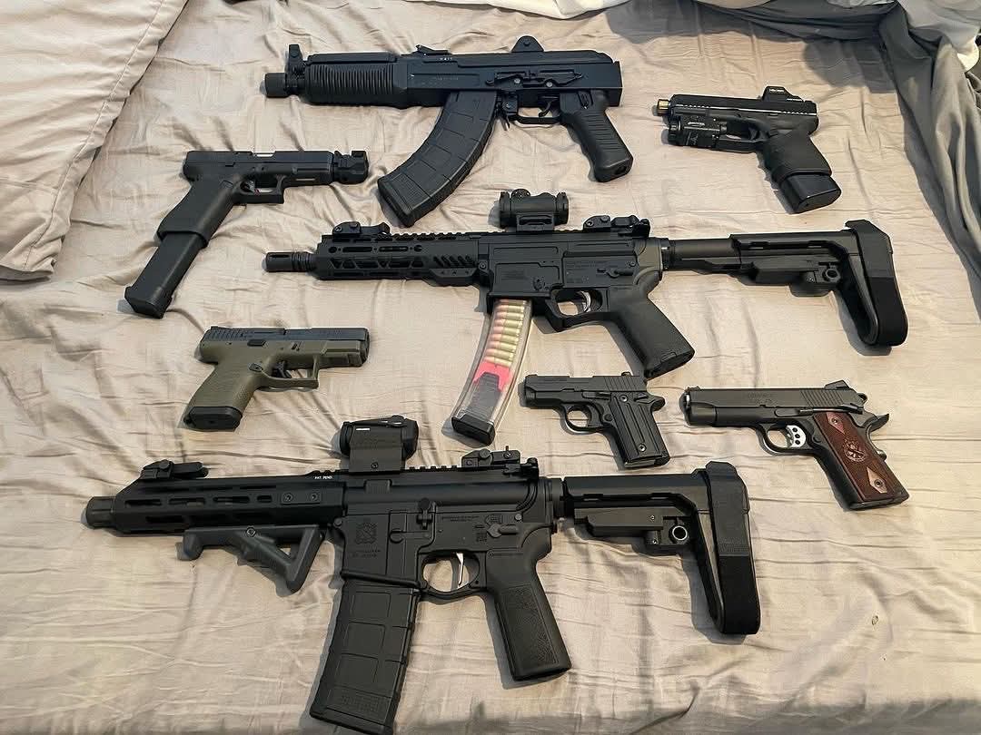 MC035 (@thegunsreport01) on Twitter photo 