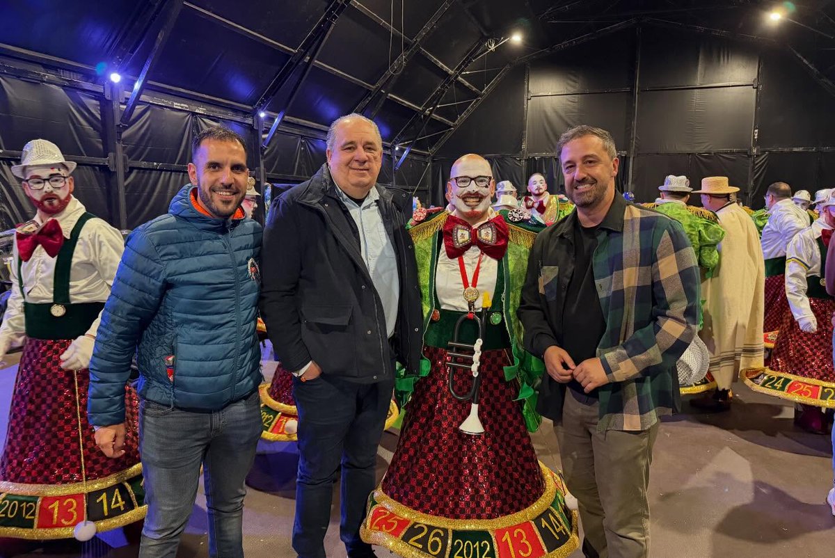 🎭✨ Telde felicita a Los Nietos de SaryManchez por el segundo puesto en el Concurso de Murgas de Las Palmas de Gran Canaria ✨🎭

La murga teldense logró un magnífico segundo puesto, haciendo vibrar y saltar al público del Parque de Santa Catalina con cada una de sus letras.