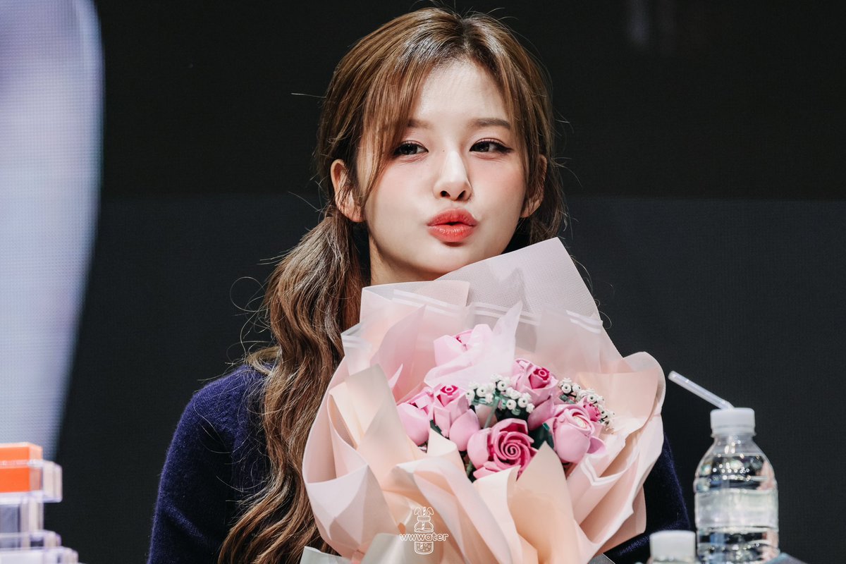 wwwater0126's tweet photo. 260131

💐

#NMIXX #엔믹스 #SULLYOON #설윤 #ソリュン https://t.co/zw4jdPFHWU