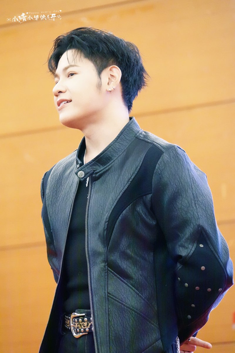 好帅的教头！！🥺

#SingtoFSinShanghai 
#SingtoPrachaya