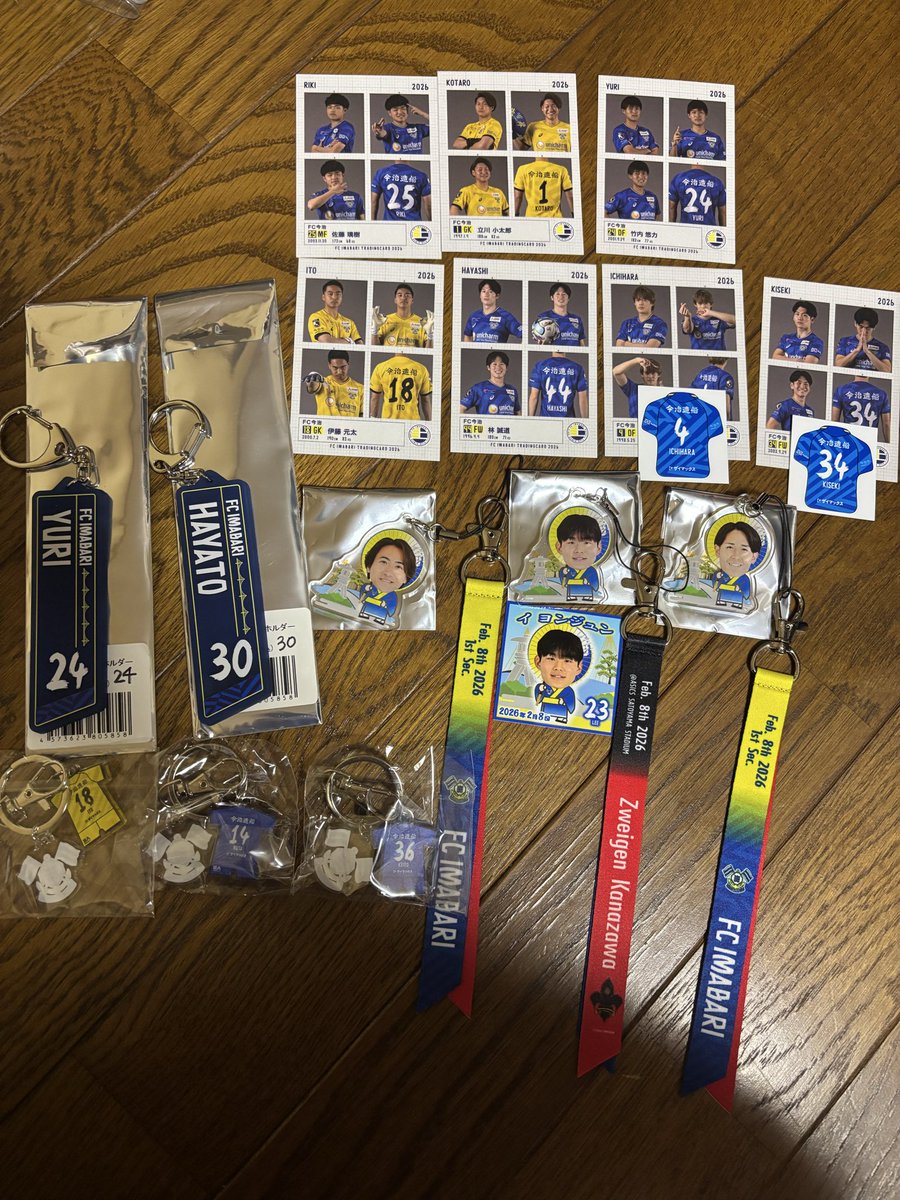 FC今治 【譲】写真のもの 【求】3、6、15、16 🌟特にクリアラバー